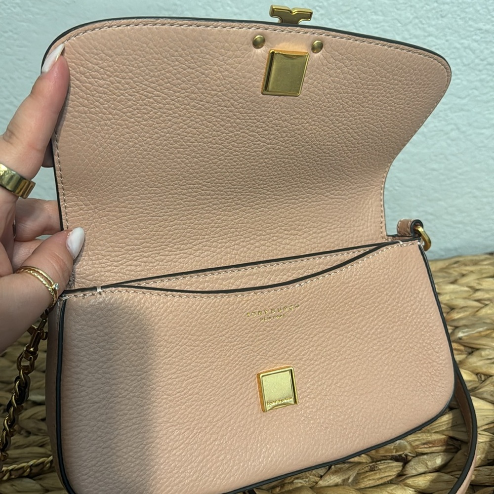 Tory Burch Britten Convertible Crossbody Bag with Gold Chain - Picture 7 of 8